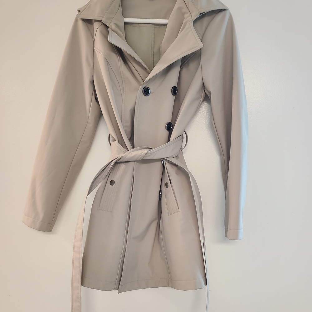 Roz & Ali Light Tan Trench Coat